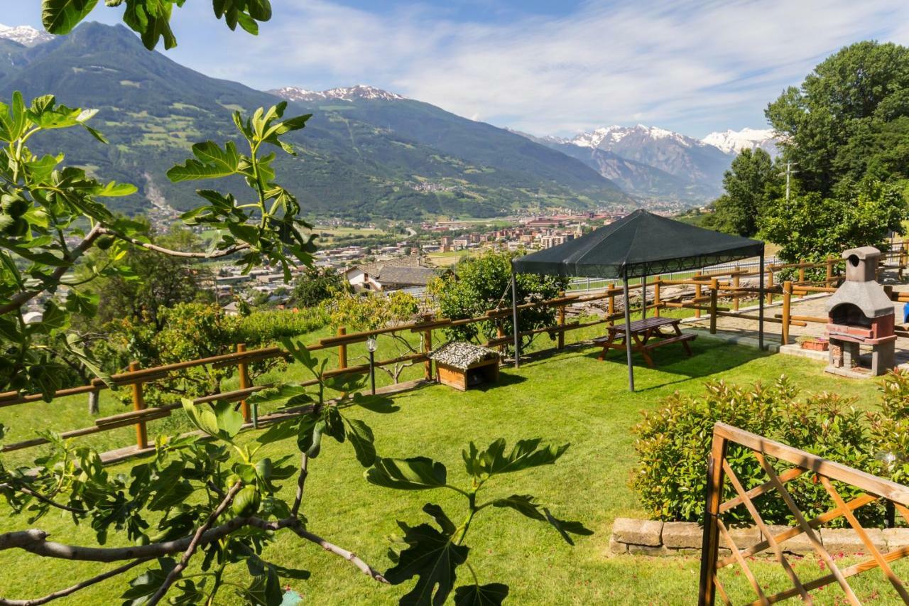 Vistarelax Lägenhet Aosta Exteriör bild
