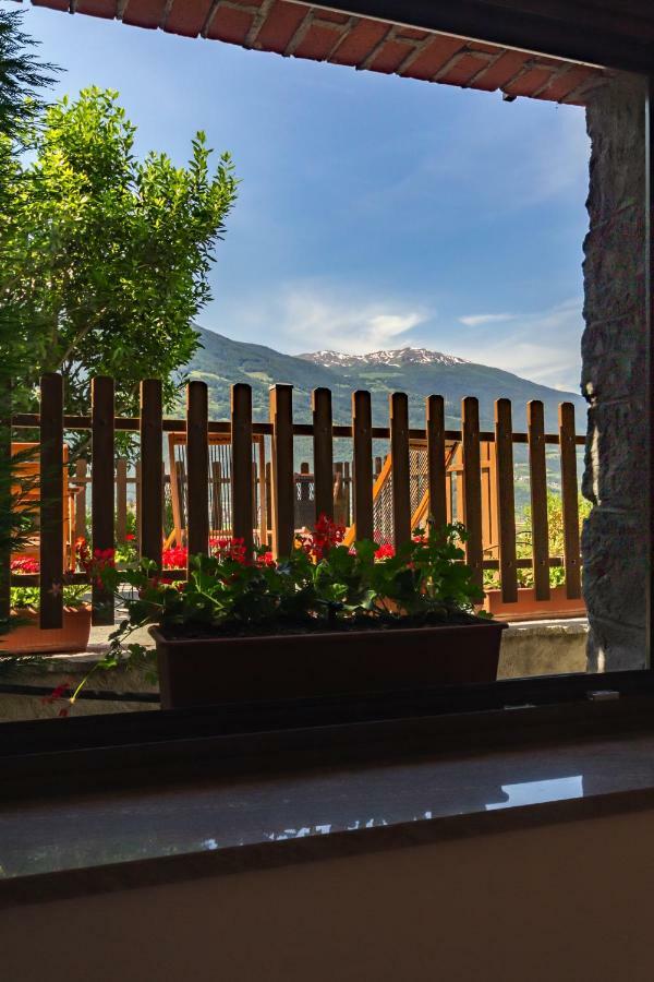 Vistarelax Lägenhet Aosta Exteriör bild